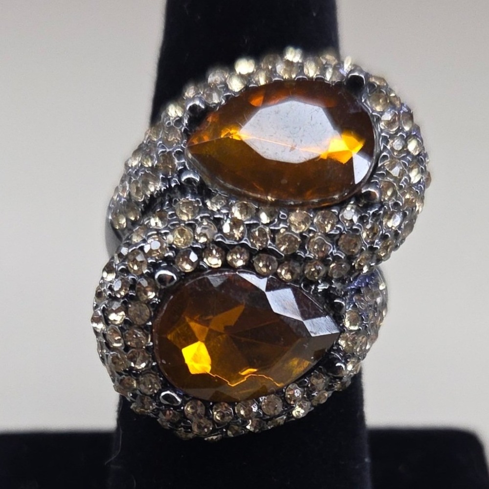 Amber Pear Crystal Bypass Cocktail Ring Gunmetal Tone Pave Rhinestone‎ Size 7.5